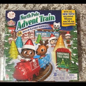 NIB Elf On The Shelf North Pole Advent Calendar Train